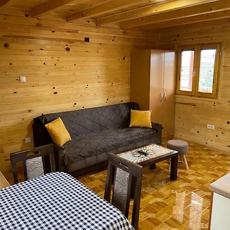 Chalet Brvnare Cirkovic *